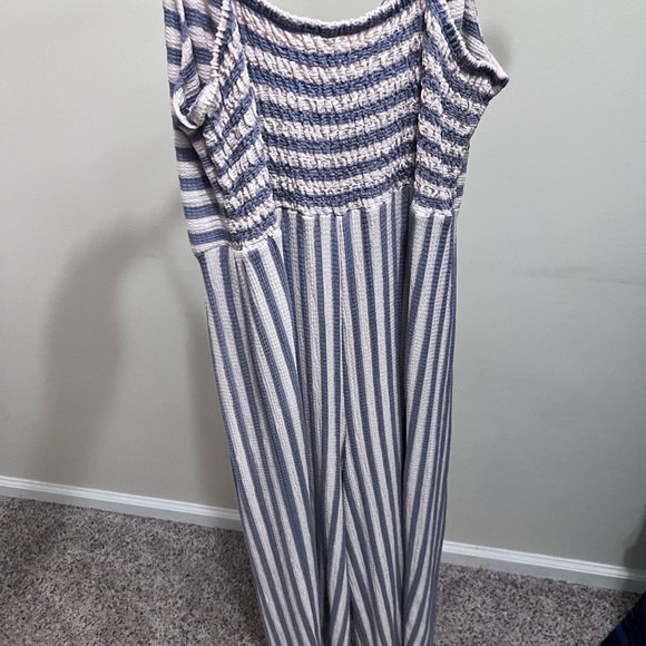 Xhilaration Size Large Striped Women's One Piece Jumpsuit Dress Navy Striped GUC - Picture 4 of 4